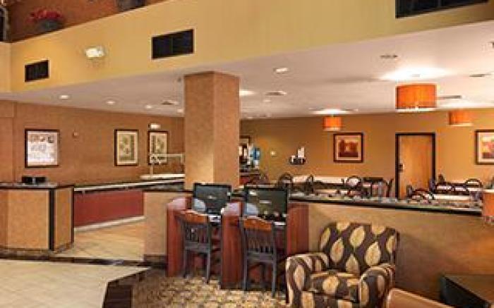 Crystal Inn Hotel & Suites – West Valley City