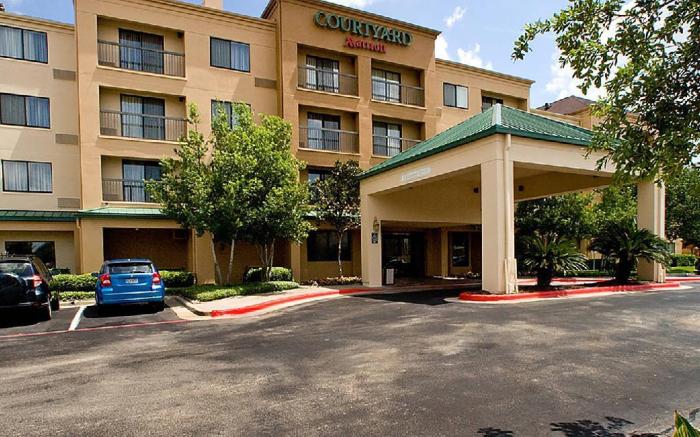 Courtyard by Marriott Houston Sugar Land/Stafford
