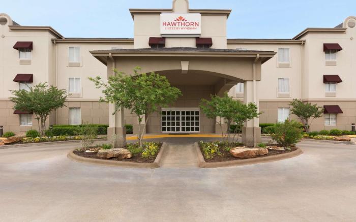 Hawthorn Extended Stay by Wyndham College Station