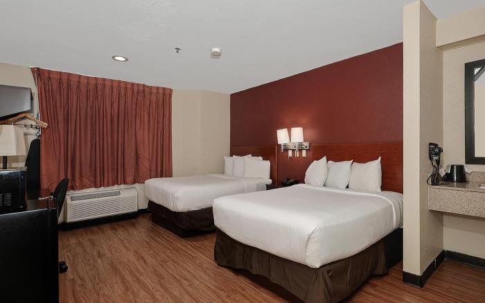 GreenTree Inn Houston IAH Airport
