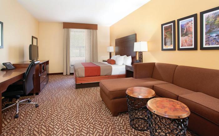 The Red Cliffs Lodge Zion, a Tribute Portfolio Hotel