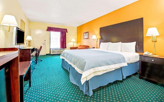 Days Inn by Wyndham Covington