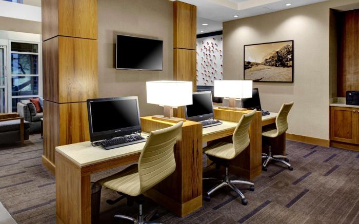 Hyatt Place Dallas Park Central
