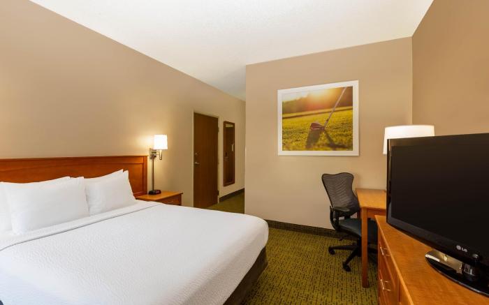 Days Inn & Suites by Wyndham Madison