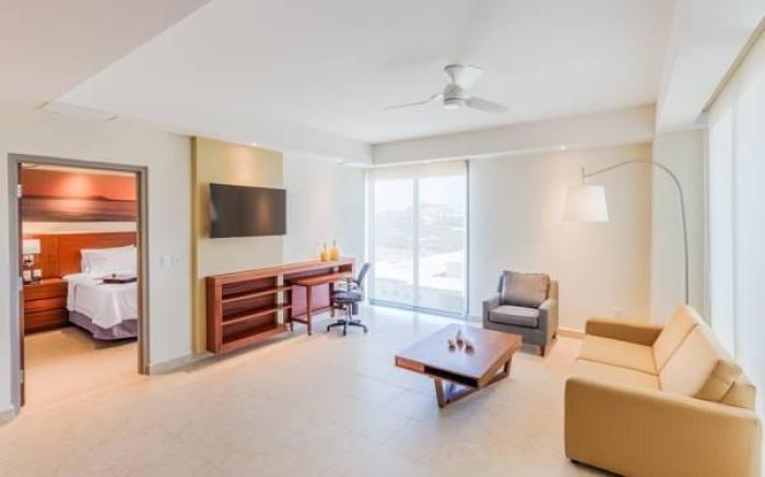 Hampton Inn and Suites Los Cabos