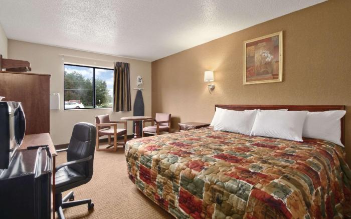 Super 8 By Wyndham Richmond Airport Va