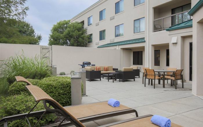 Courtyard Topeka