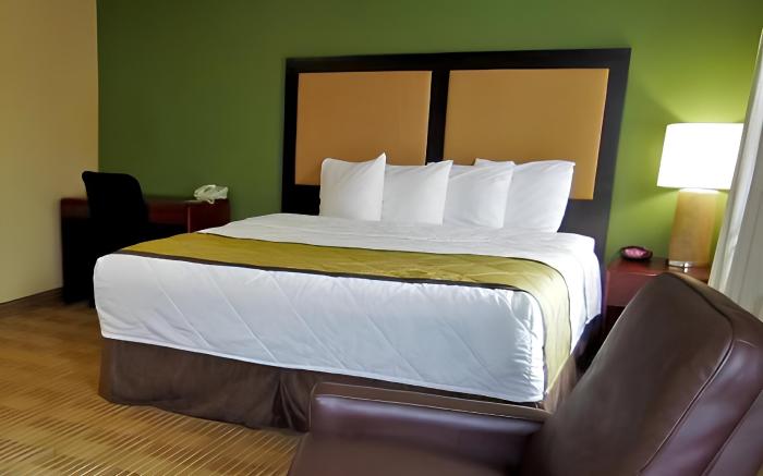 Lonestar Suites By IHG