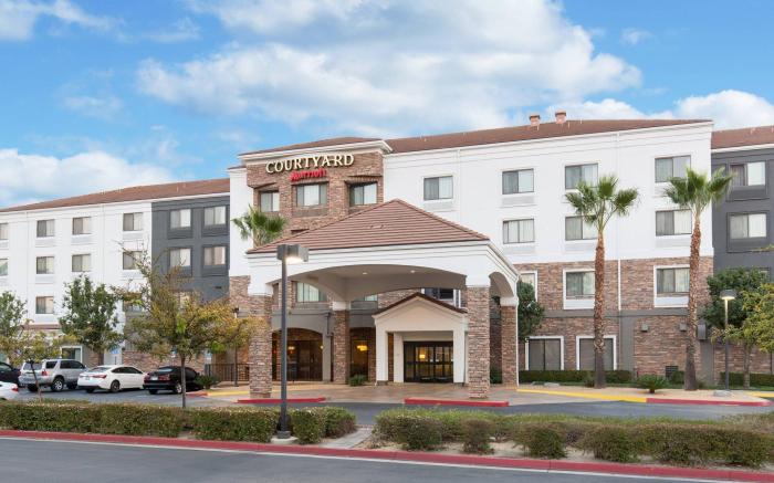 Courtyard by Marriott Ontario Rancho Cucamonga