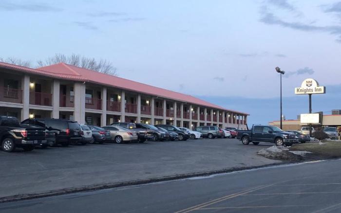 Knights Inn - Oswego, NY