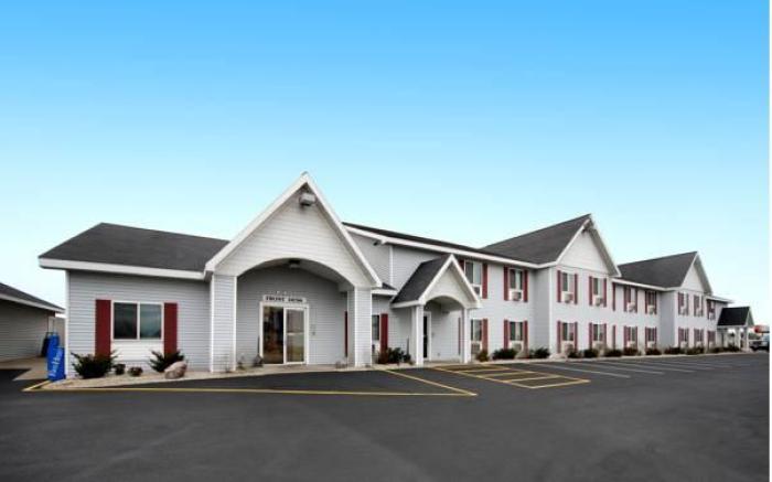 Baymont by Wyndham Marinette