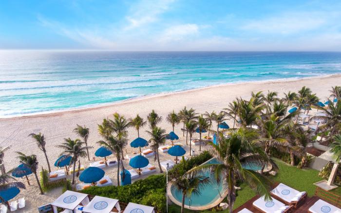 The Pyramid Cancun by Oasis