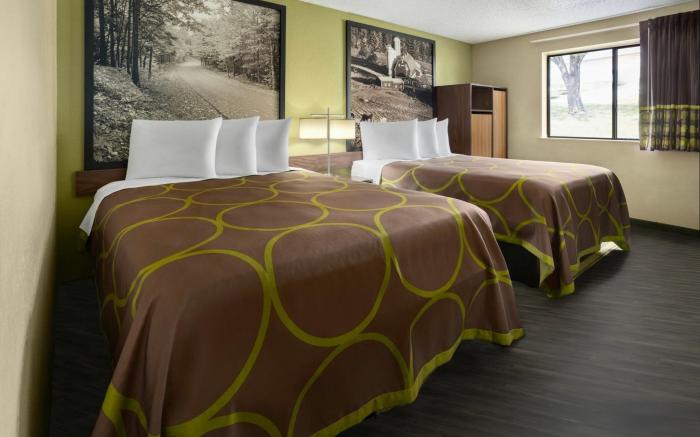 Super 8 By Wyndham St. Clairsville Oh/Wheeling Wv Area