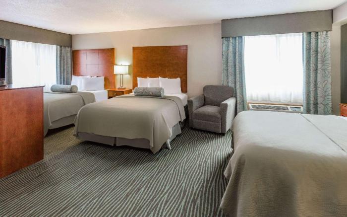 AmericInn by Wyndham Des Moines Airport