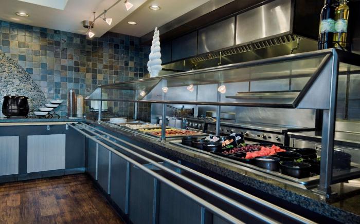 Oxford Suites Silverdale