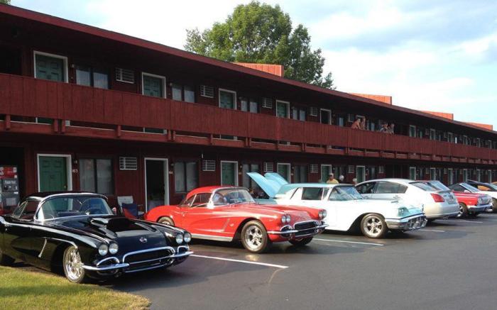 Cedar Hill Lodge