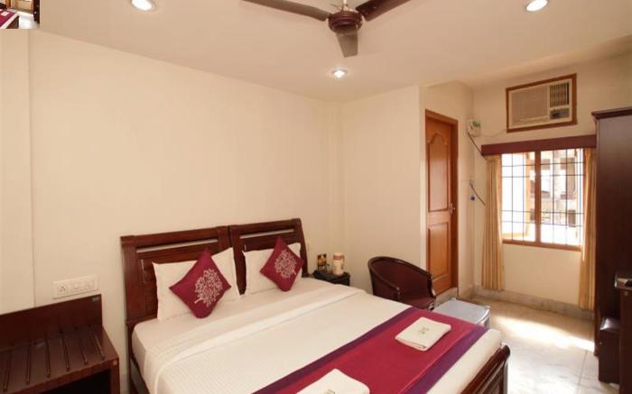 Lloyds Guest House - US Consulate Royapettah