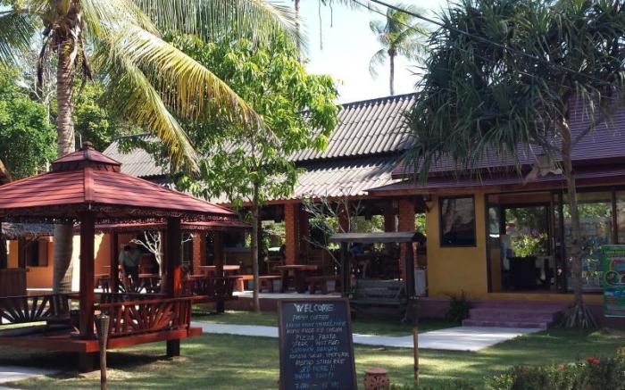 Lanta Pearl Beach Resort