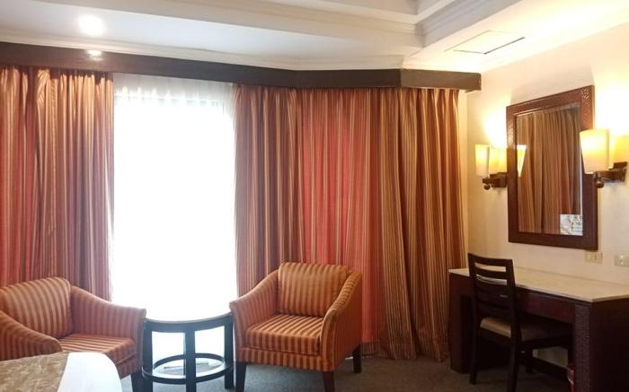 MO2 Westown Hotel Mandalagan