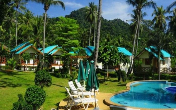 Green Cottage Beach Resort