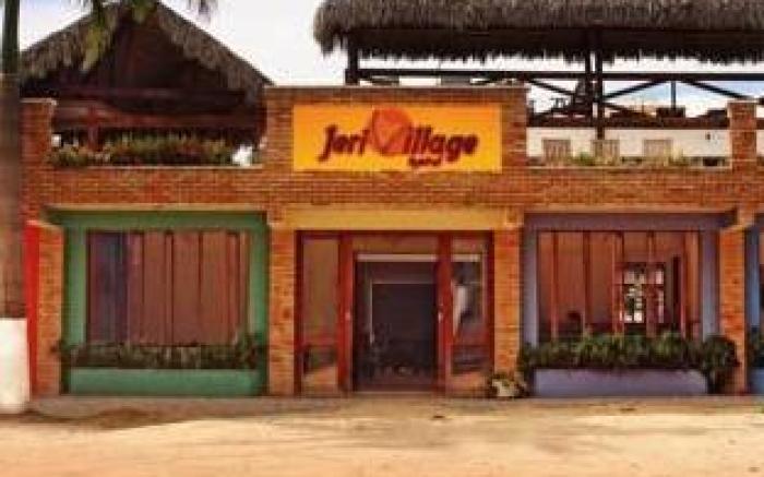 Jeri Village Hotel