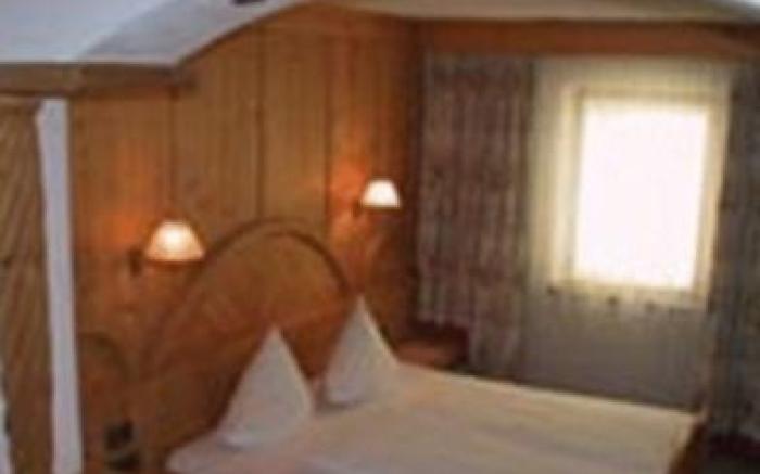 Hotel Alpenstolz