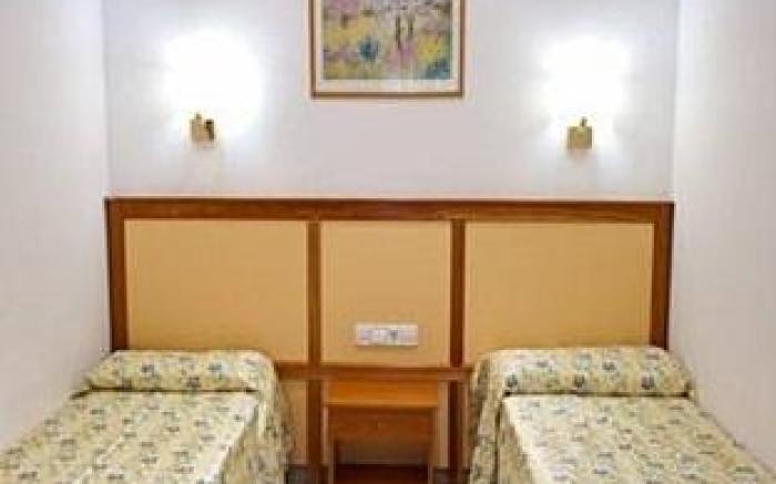 Apartamentos Royal