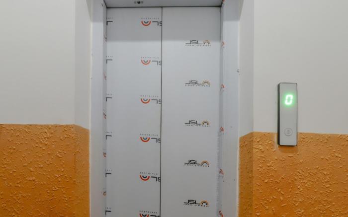 Super Santa Maria Near Indiranagar Metro Station