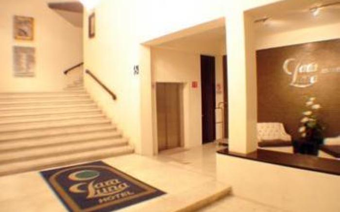 Hotel Clara Luna