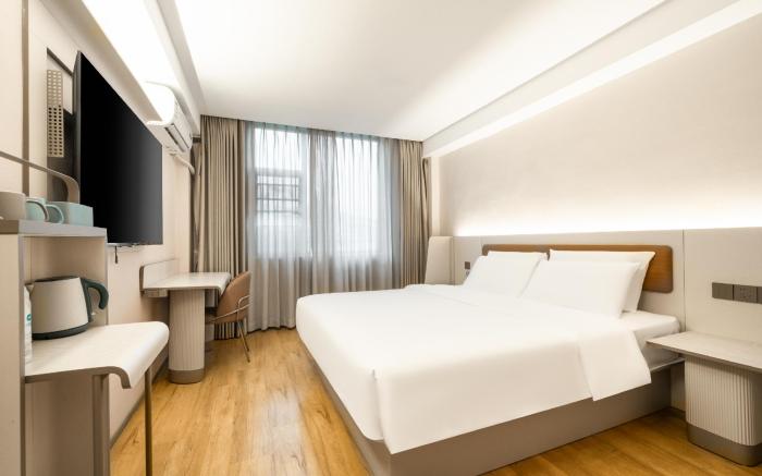 Hanting Hotel Guangzhou Tianpingjia Metro Station