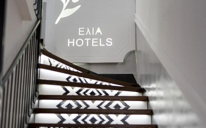 Elia Portou Due
