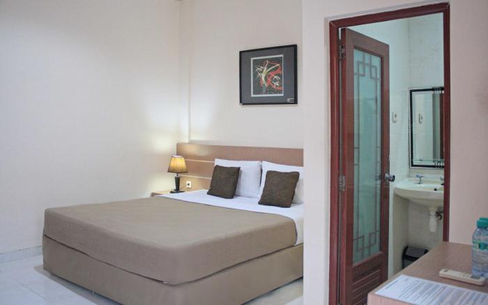 DPT 33 Budget Hotel