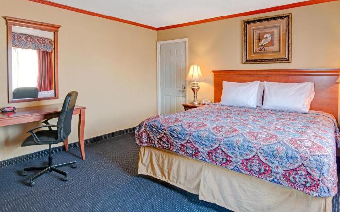 Days Inn by Wyndham Albuquerque Downtown