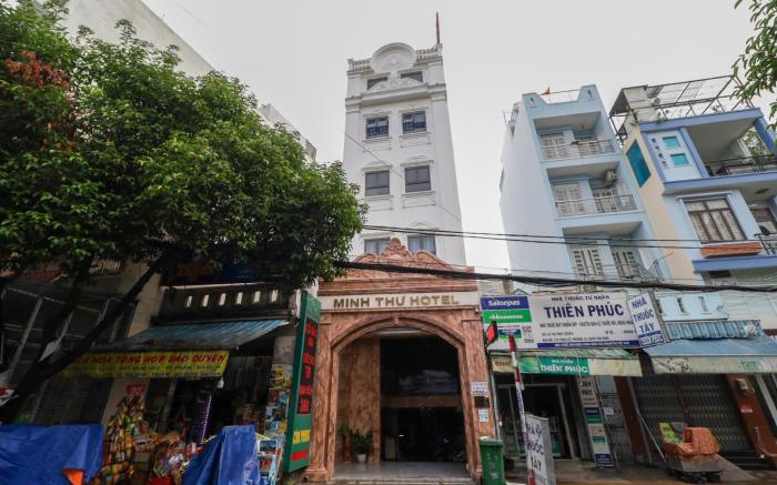 RedDoorz Minh Thu Hotel Cong Lo