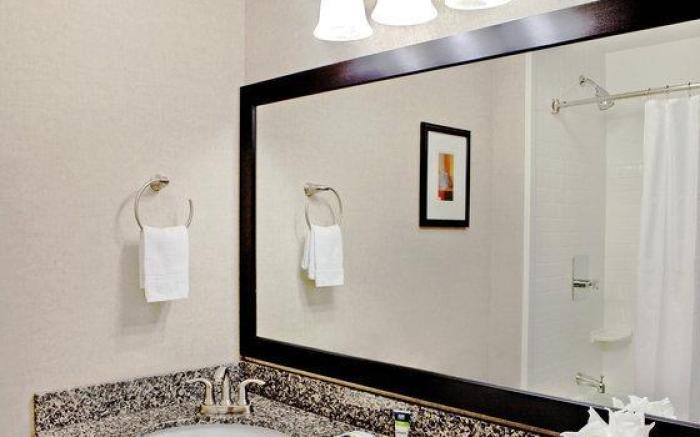 Four Points by Sheraton Kalamazoo