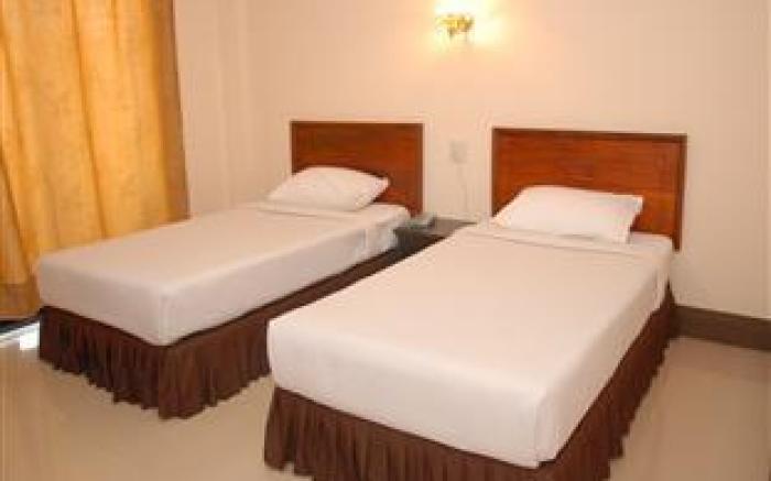 Chaleunehoung Hotel