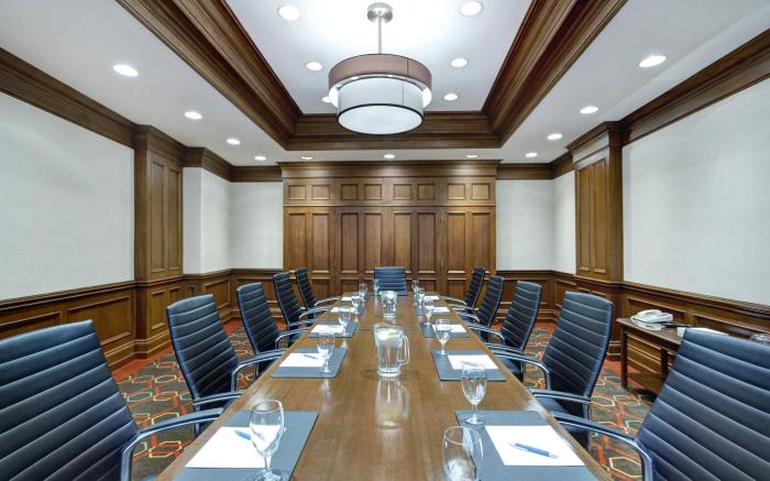 Wyndham Grand Fallsview Hotel
