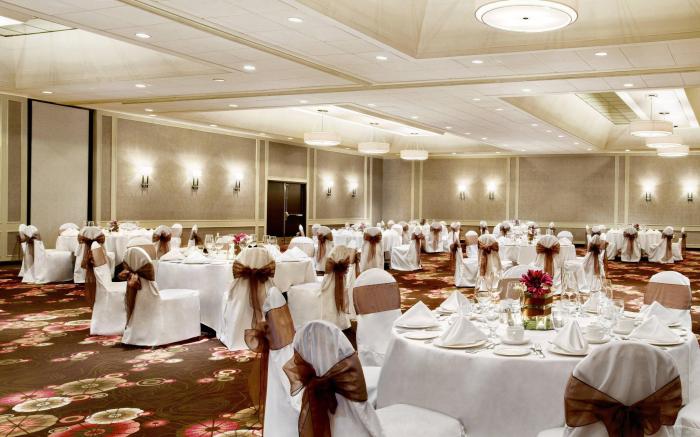 Sheraton Cavalier Calgary Hotel