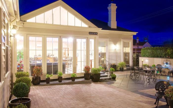 Kurrajong House Bed & Breakfast