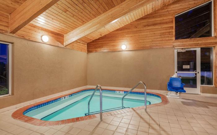 SureStay Plus Hotel by Best Western Litchfield