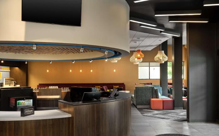 Tru by Hilton Indianapolis Downtown