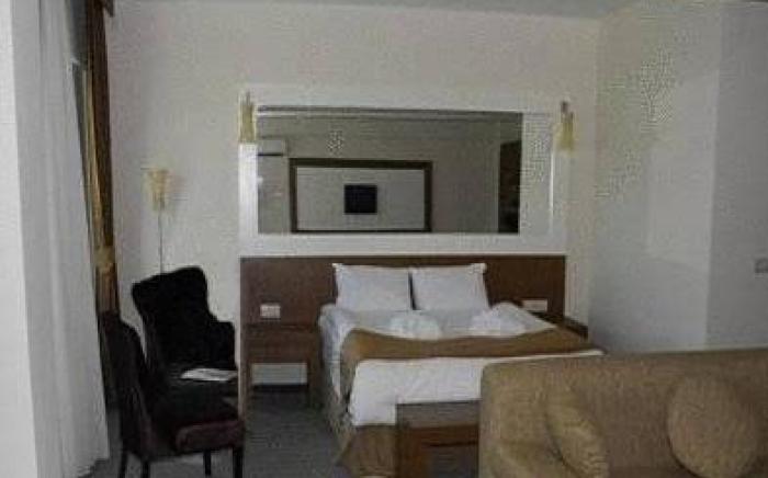 Tripolis Hotel