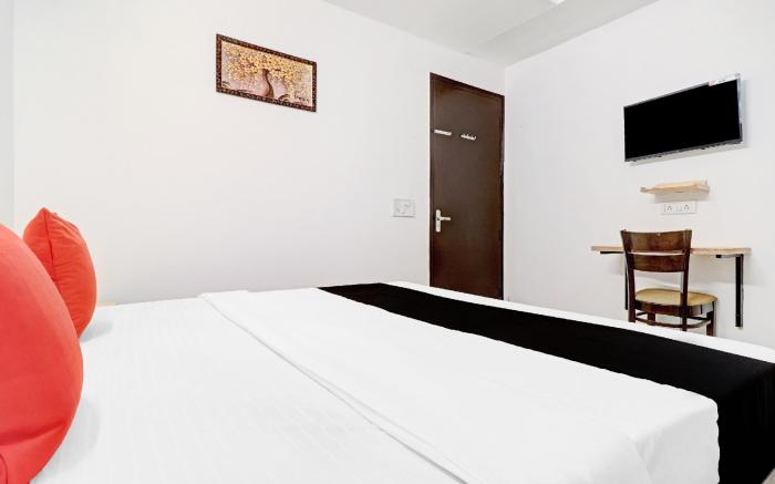 Capital O Hotel Vasundhra Grand