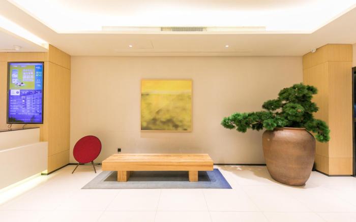 Hanting Hotel Xinchang Dafo Temple