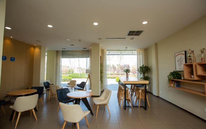 Hanting Hotel Qinhuangdao Nandaihe Tourism Center