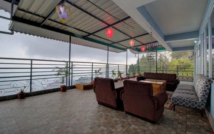 Aura Homes