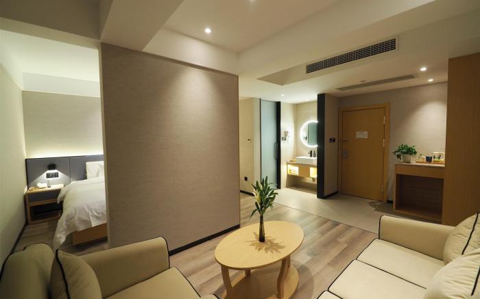 Starway Hotel Xinyang Railway Station Tianrun Plaza