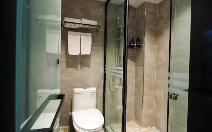 Starway Hotel Xinyang Railway Station Tianrun Plaza