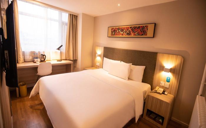Hanting Hotel Xinxiang Pingyuan Road
