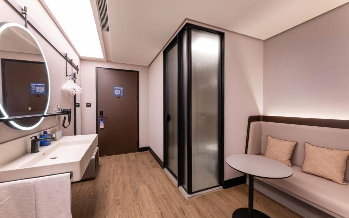 Hanting Hotel Suzhou Guanqian Street Chayuanchang Metro Station